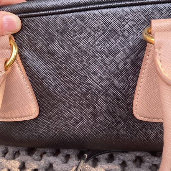 EUC PRADA SAFFIANO LUX LEATHER HANDBAG PURSE WITH ADDITIONAL SHOULDER STRAP - Picture 13 of 16